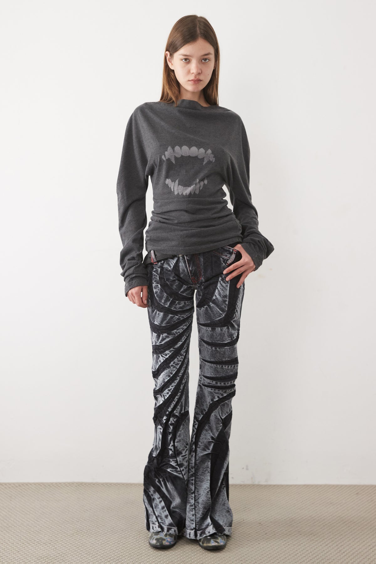 FANGS DOLMAN LONG SLEEVE