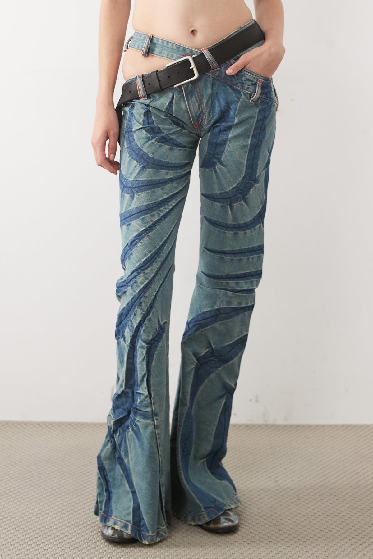 TRIBAL BIAS CUT JEANS