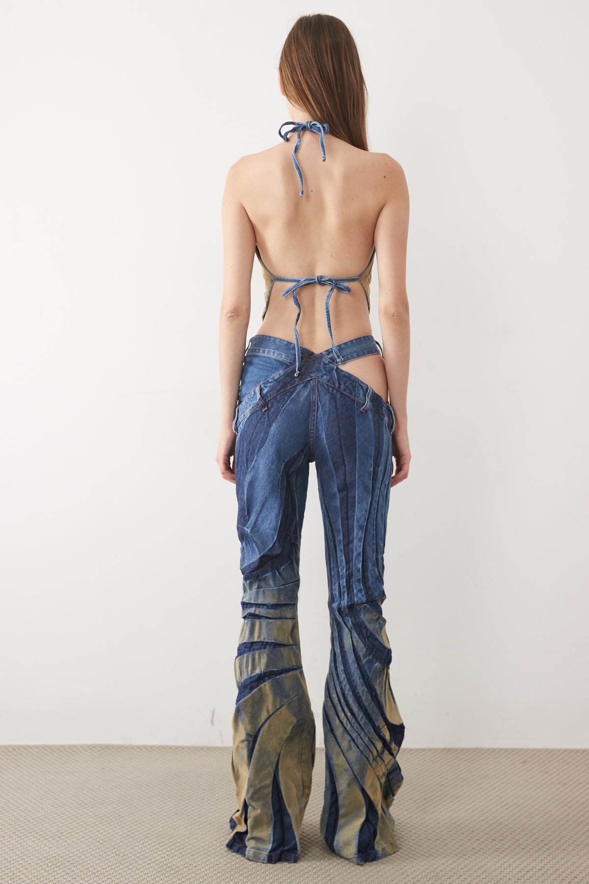 SWIRL BANDANA TOP