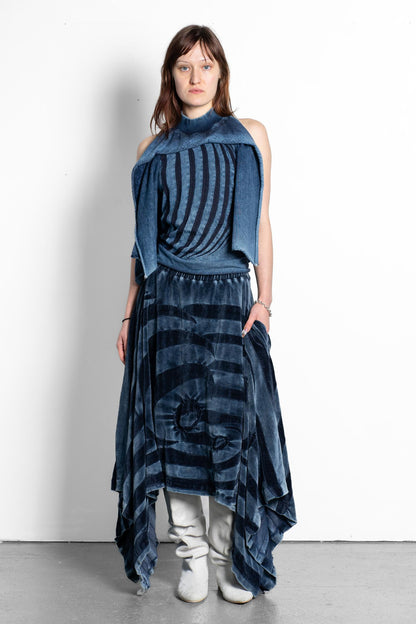 BACKLESS T-SHIRT