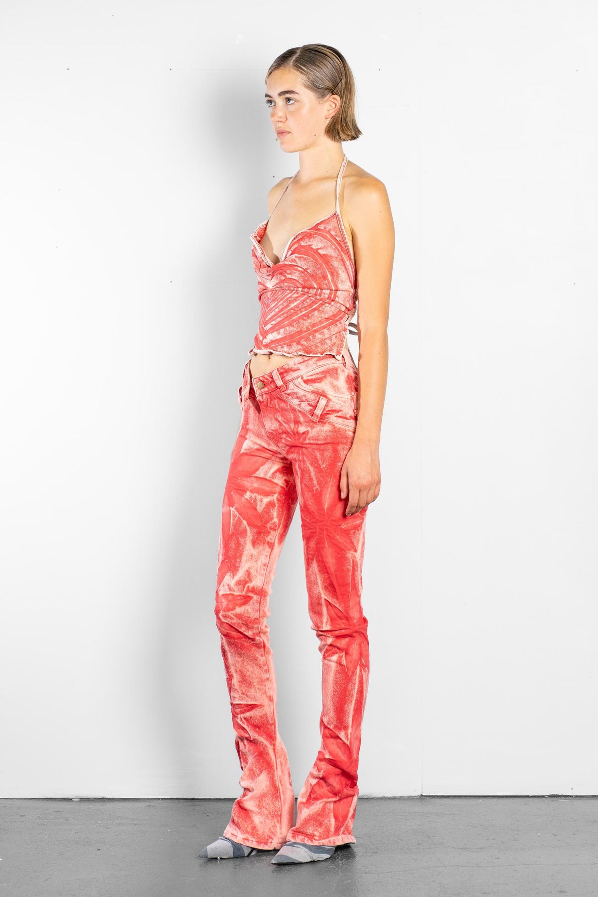 FLORAL BELL BOTTOM SKINNY JEANS