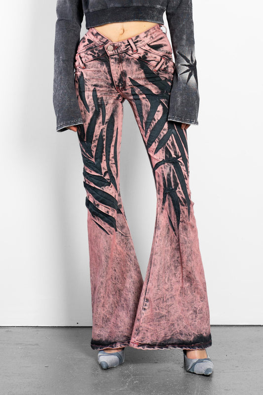 V-SHAPE FLARE JEANS