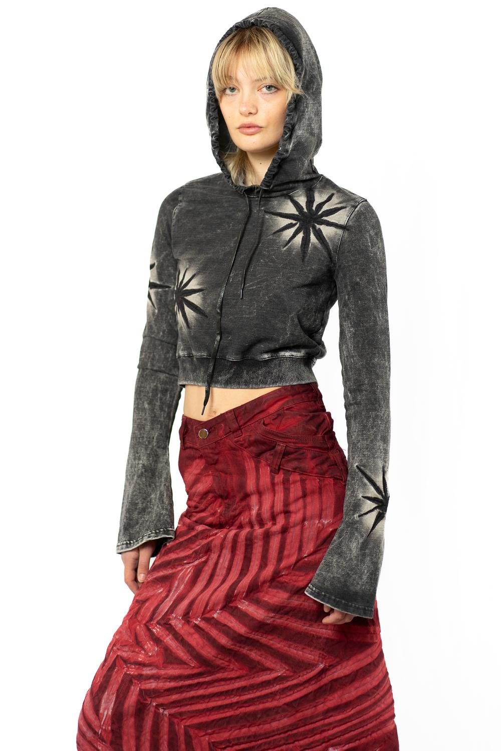 BLACK FLOWER HOODED LONGSLEEVE
