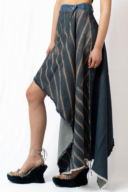 PLEATED CUTOUT SKIRT
