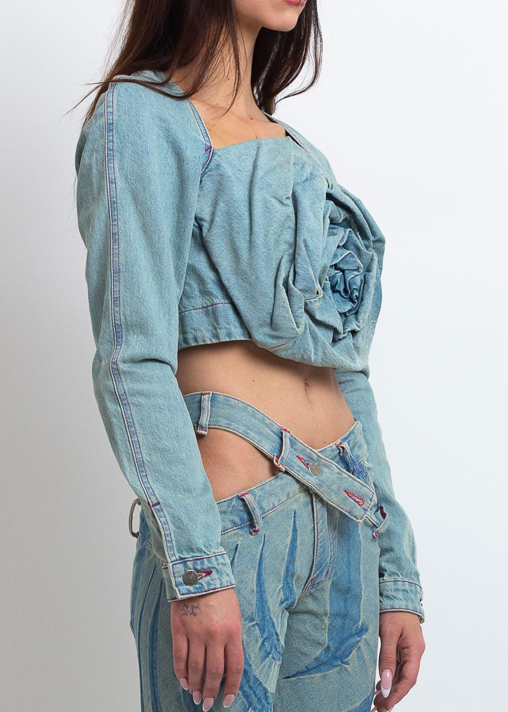 DENIM ROSE DRAPE TOP