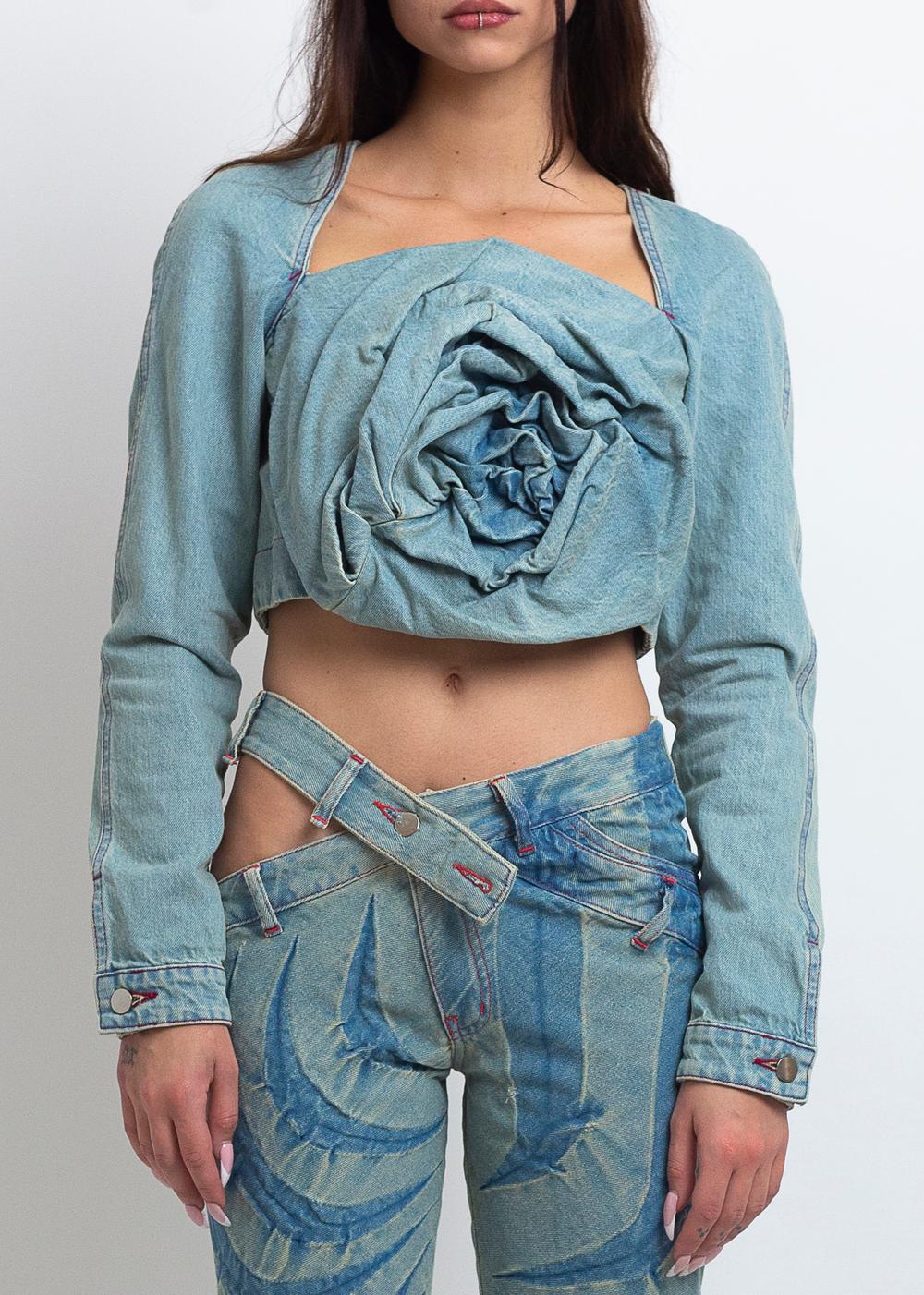 DENIM ROSE DRAPE TOP
