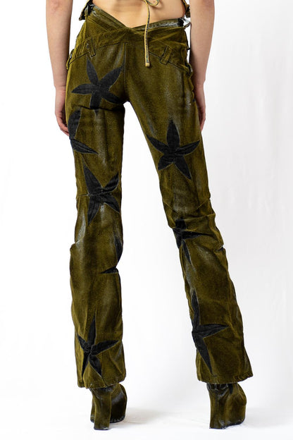 V-SHAPE FLOWER FLOCK JEANS