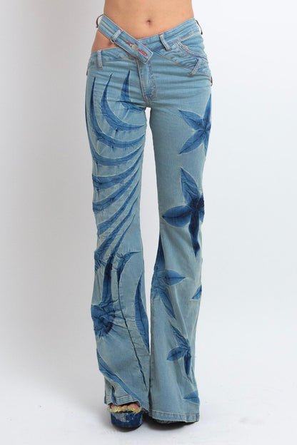 TRIBAL FLOWER BIAS CUT JEANS