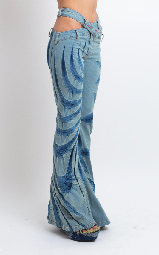 TRIBAL FLOWER BIAS CUT JEANS