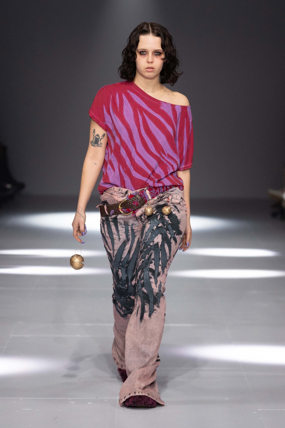 AW24 GLI$TEN