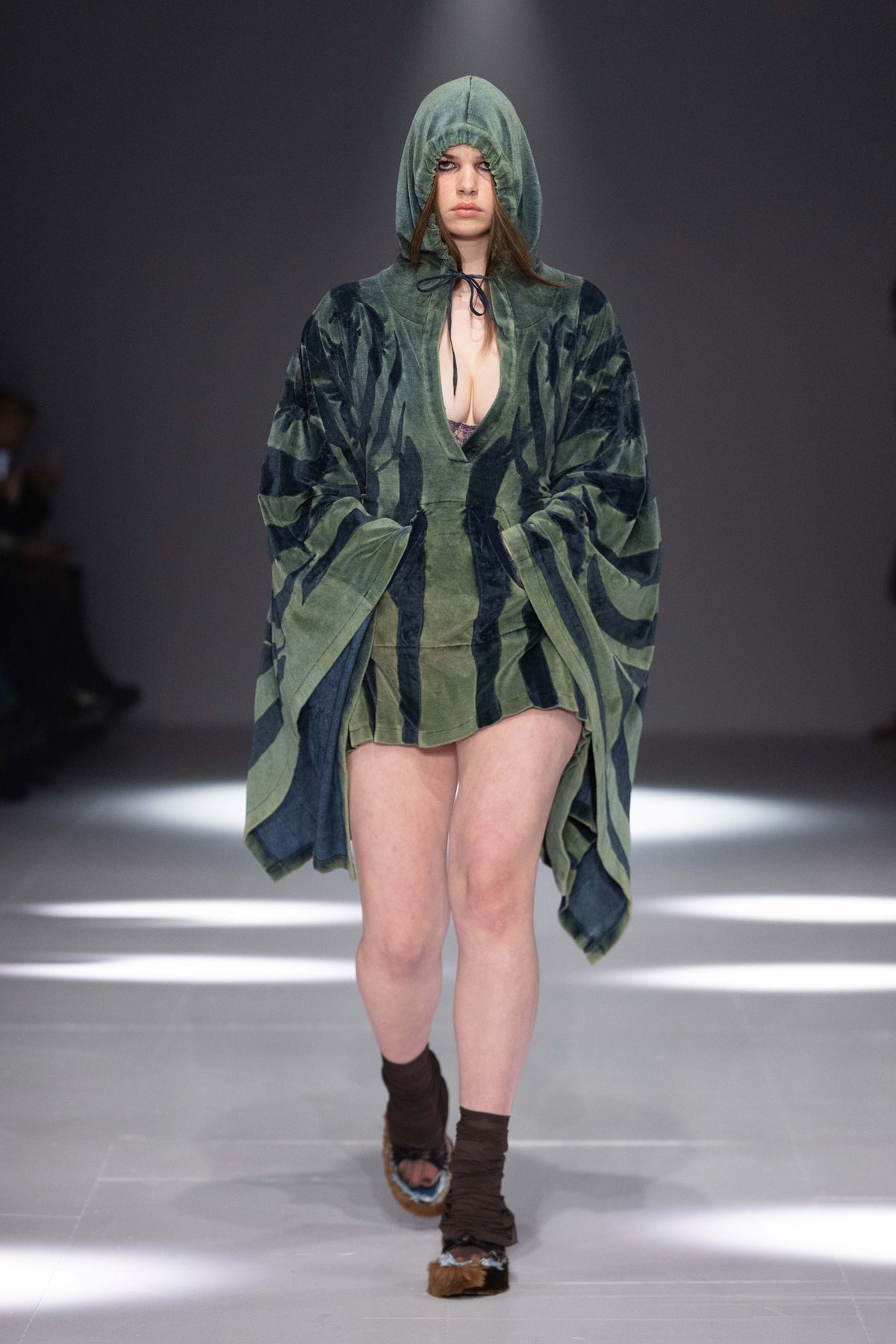 AW24 GLI$TEN